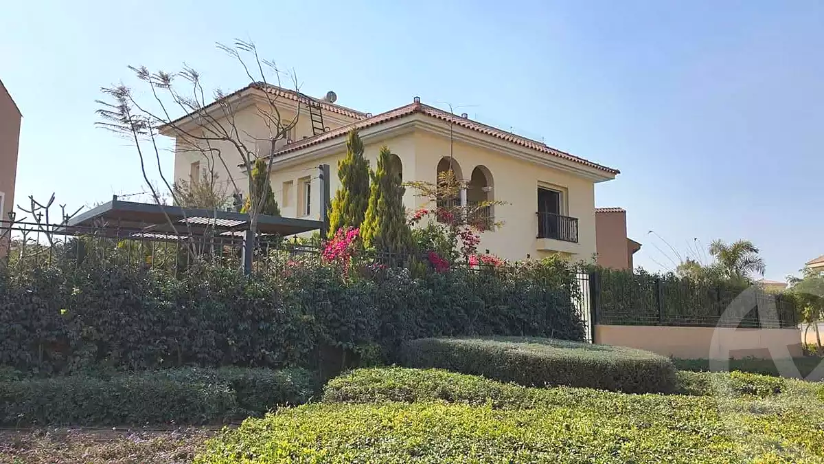 https://aqarmap.com.eg/en/listing/7213365-for-sale-cairo-new-cairo-compounds-hyde-park-parkway-hyde-park-compound