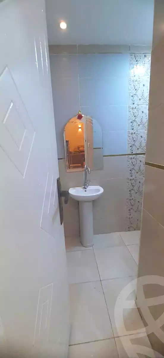 https://aqarmap.com.eg/ar/listing/7213507-for-rent-cairo-downtown-el-qasr-el-ayni