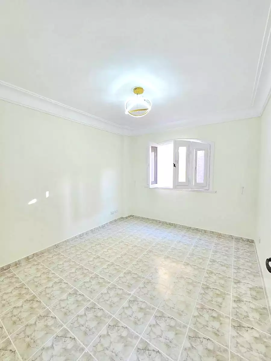 https://aqarmap.com.eg/en/listing/7213884-for-sale-alexandria-al-agamy-shataa-el-nakheel
