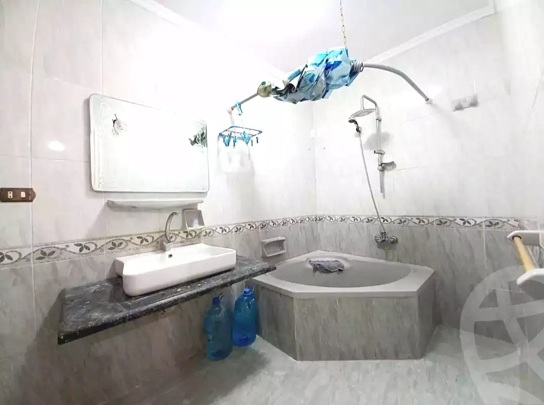 https://aqarmap.com.eg/en/listing/7214043-for-sale-alexandria-el-mandara-alex-el-mandara-bahri