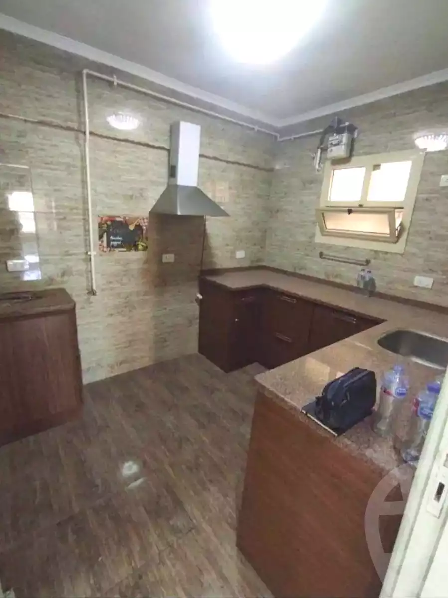 https://aqarmap.com.eg/ar/listing/7214219-for-rent-alexandria-moharram-bey
