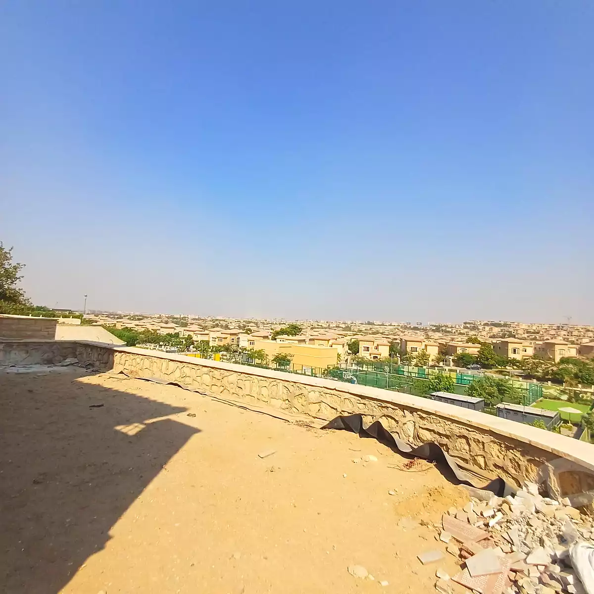 تاون هاوس بـ٤ غرف نوم في ستون بارك، صورة ٤ من ٨