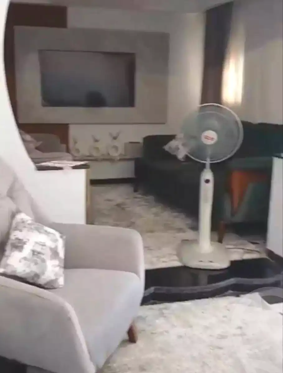 https://aqarmap.com.eg/ar/listing/7214746-for-sale-alexandria-el-asafra-shr-45