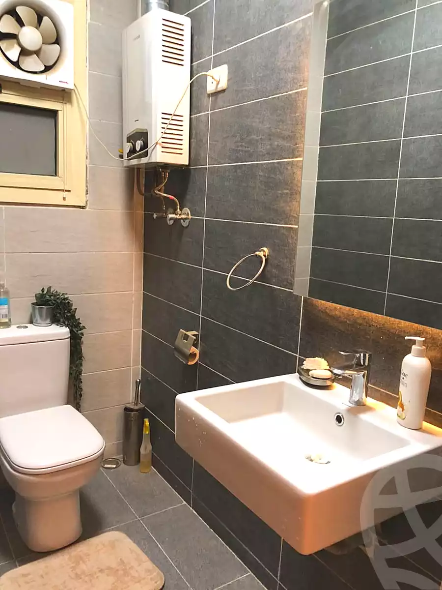 https://aqarmap.com.eg/ar/listing/7214814-for-rent-cairo-new-cairo-el-ahyaa-fifth-neighborhood-street-35