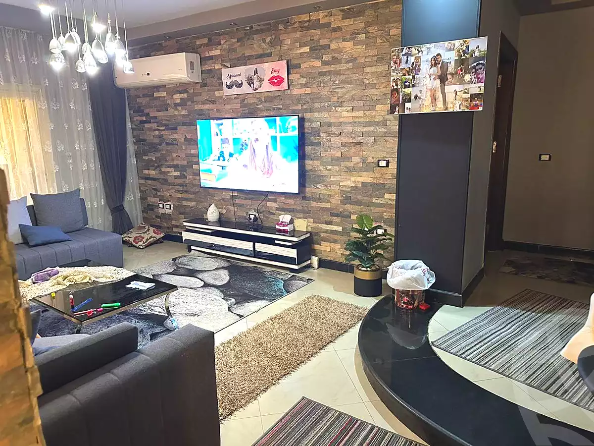 https://aqarmap.com.eg/ar/listing/7215019-for-sale-cairo-new-cairo-first-settlement-neighbourhood-6-el-shaheed-khaled-el-gaafary-st
