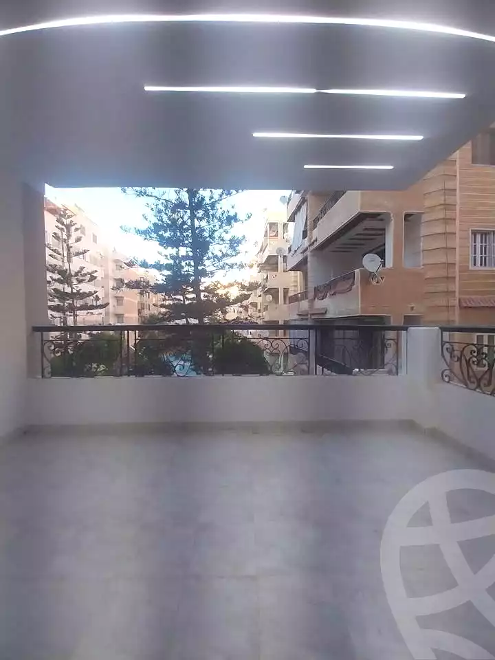 https://aqarmap.com.eg/ar/listing/7215268-for-sale-alexandria-al-agamy-shataa-el-nakheel