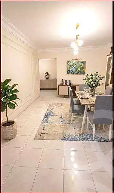 https://aqarmap.com.eg/ar/listing/7215708-for-sale-cairo-helwan-ahmed-enci-st