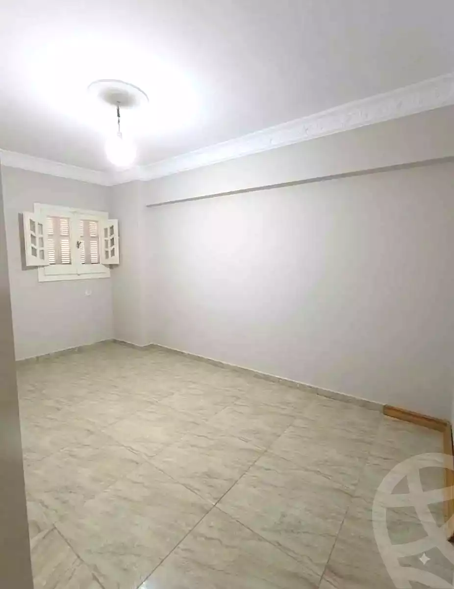 https://aqarmap.com.eg/en/listing/7215764-for-sale-alexandria-lsywf-el-falki