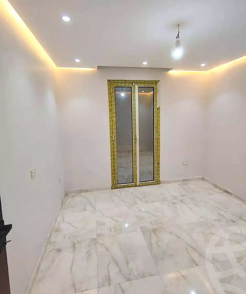https://aqarmap.com.eg/ar/listing/7215778-for-rent-alexandria-moharram-bey