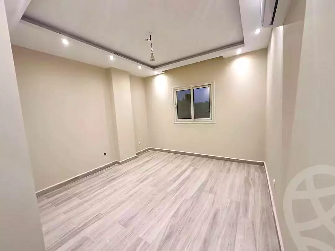 https://aqarmap.com.eg/ar/listing/7215834-for-sale-cairo-new-cairo-south-investors-zizinia-st