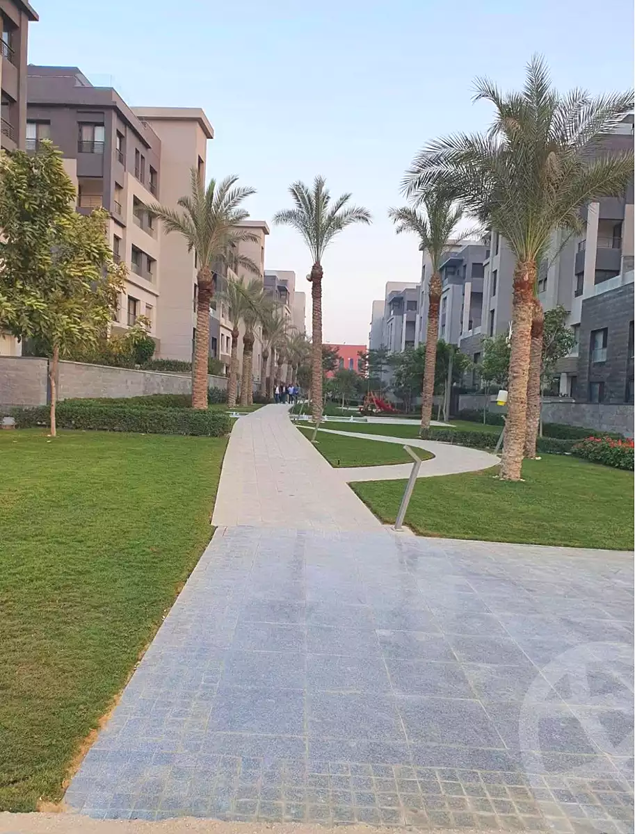 https://aqarmap.com.eg/ar/listing/7215856-for-sale-cairo-new-cairo-compounds-trio-gardens