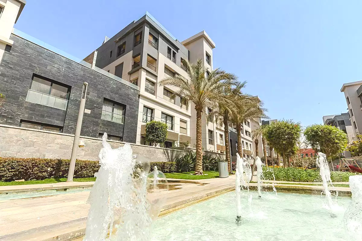 https://aqarmap.com.eg/ar/listing/7215902-for-sale-cairo-new-cairo-compounds-trio-gardens