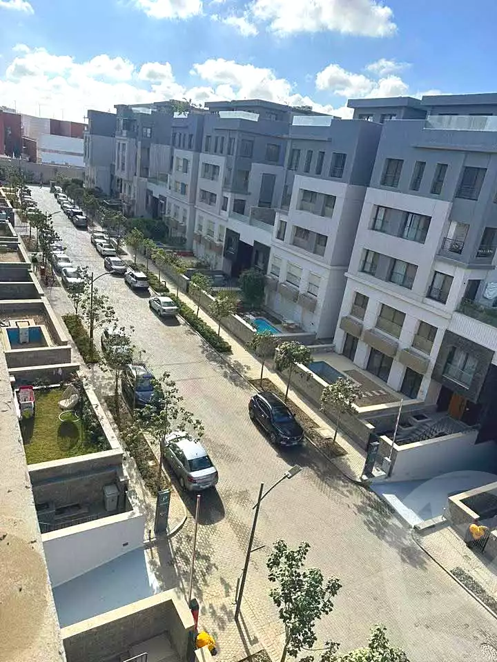 https://aqarmap.com.eg/ar/listing/7215929-for-sale-cairo-new-cairo-compounds-trio-gardens