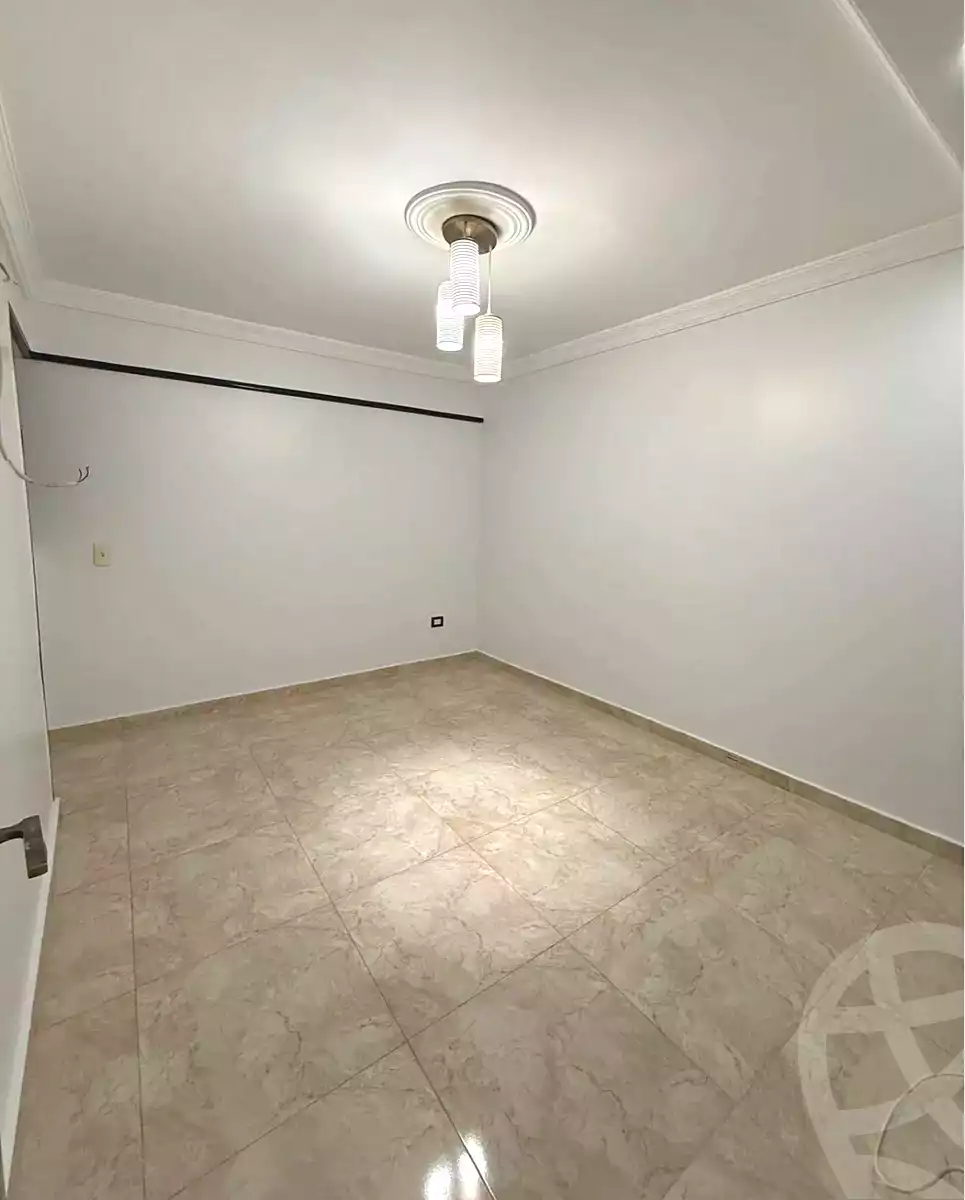 https://aqarmap.com.eg/ar/listing/7215961-for-sale-alexandria-el-mandara-shr-jml-bd-lnsr