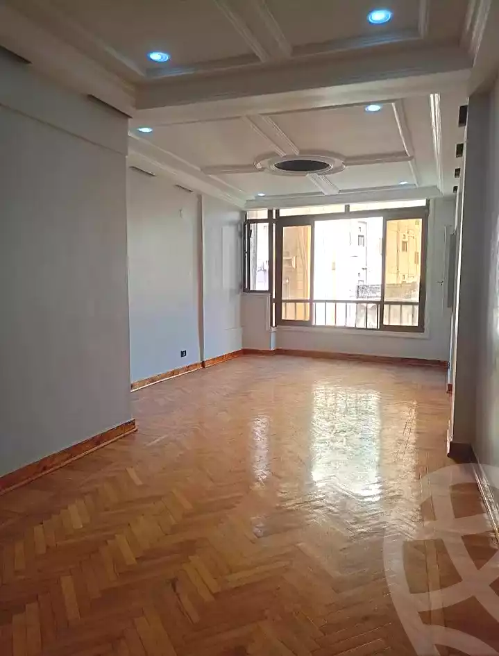 https://aqarmap.com.eg/en/listing/7216003-for-sale-alexandria-smouha