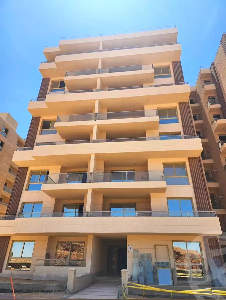 https://aqarmap.com.eg/ar/listing/7216421-for-sale-cairo-new-administrative-capital-r8-tj-msr