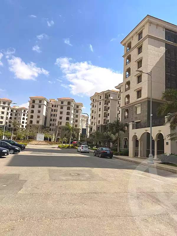https://aqarmap.com.eg/ar/listing/7216458-for-sale-cairo-new-administrative-capital-r7-celia-mntq-l-mrt-1