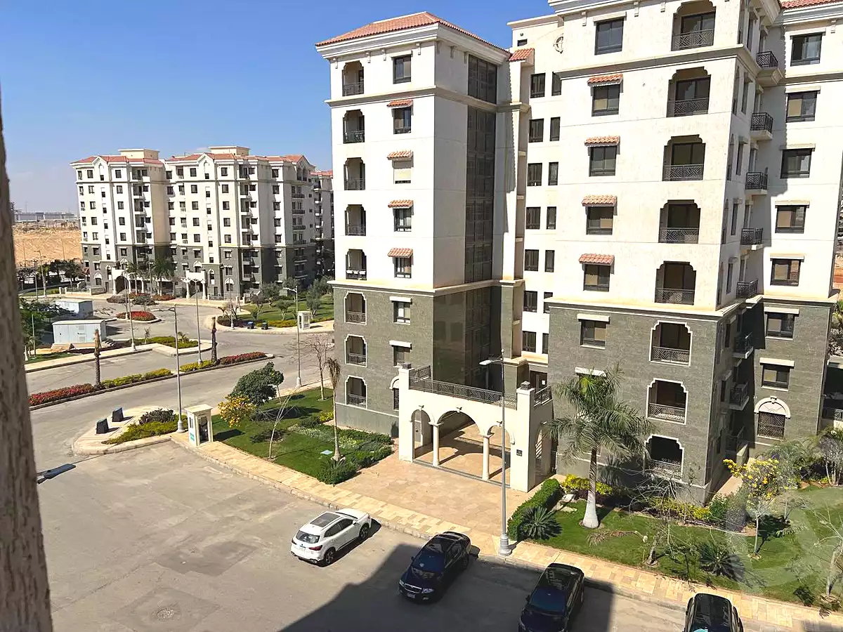 https://aqarmap.com.eg/ar/listing/7216458-for-sale-cairo-new-administrative-capital-r7-celia-mntq-l-mrt-1
