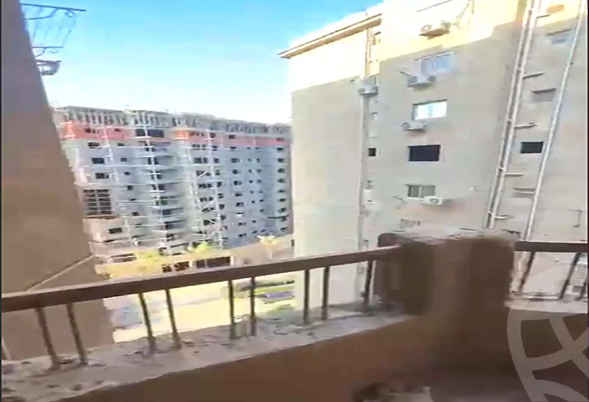 https://aqarmap.com.eg/en/listing/7216563-for-sale-cairo-mokattam-el-hadabah-el-wosta-compounds-palm-city