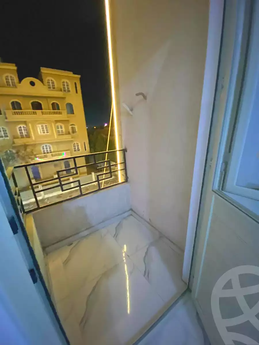 https://aqarmap.com.eg/ar/listing/7216596-for-rent-cairo-6th-of-october-el-ahyaa-neighborhood-5th-street-2