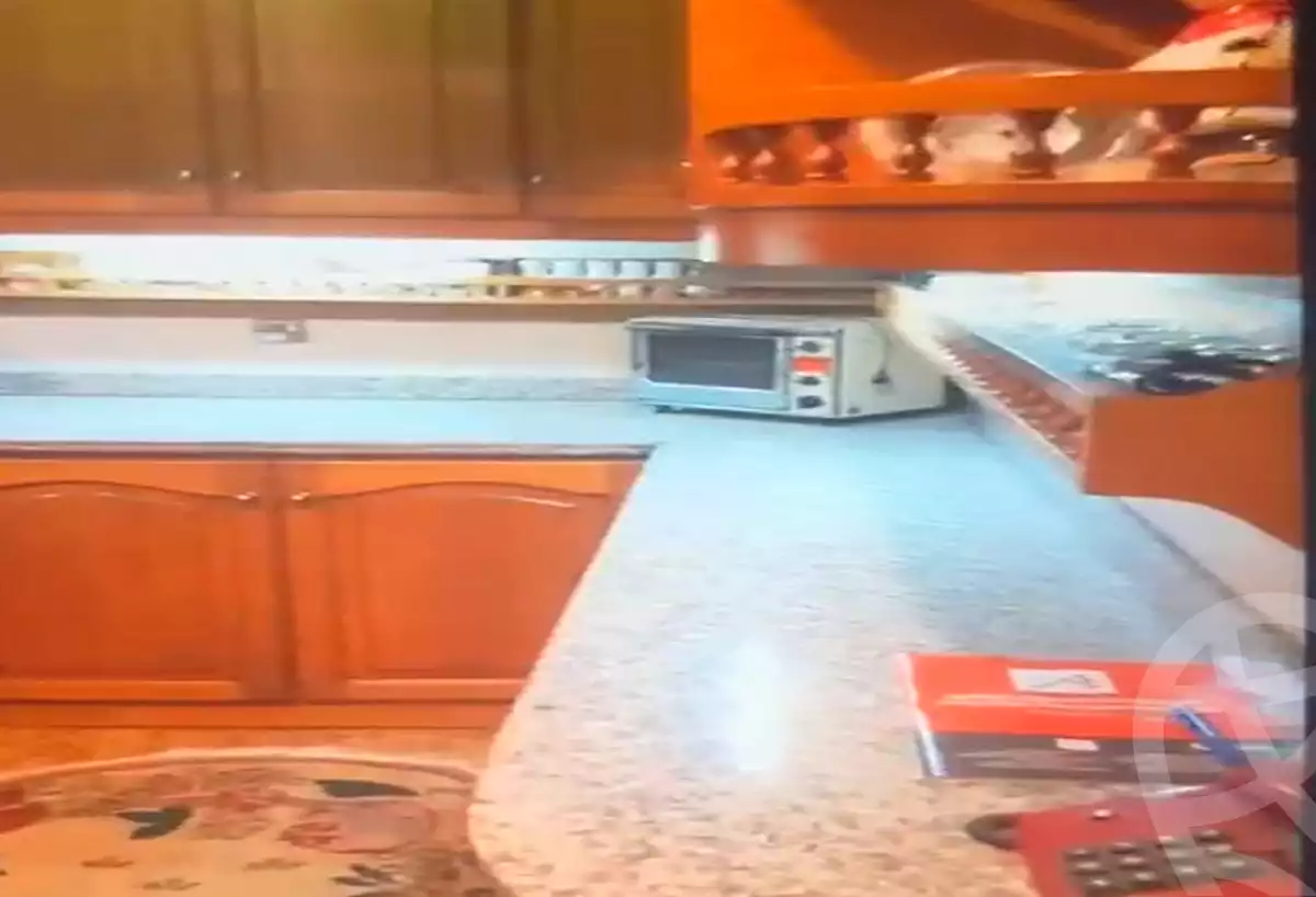 https://aqarmap.com.eg/ar/listing/7216731-for-sale-cairo-heliopolis-heliopolis-square-mohammed-farid-st