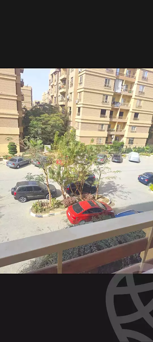 https://aqarmap.com.eg/en/listing/7216767-for-sale-cairo-6th-of-october-hadaeq-october-compounds-spanish-district