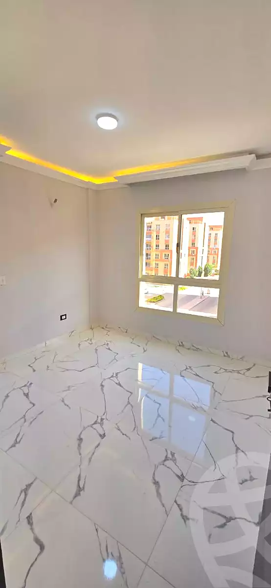 https://aqarmap.com.eg/en/listing/7216987-for-sale-cairo-6th-of-october-hadaeq-october-compounds-djlh-blmz-m-mr-lmrshdy