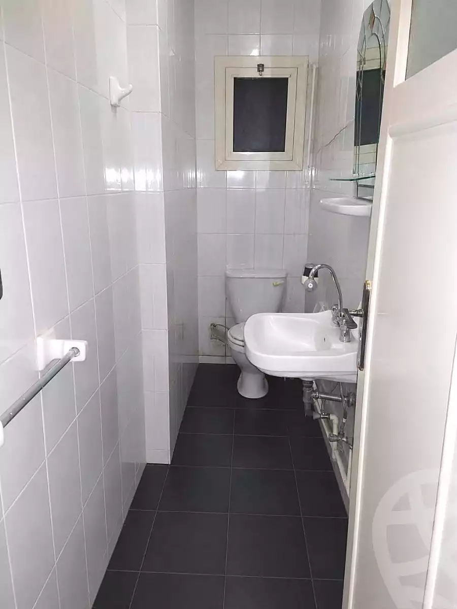 https://aqarmap.com.eg/ar/listing/7217050-for-rent-cairo-el-sheikh-zayed-city-el-hay-elthamen-area-1
