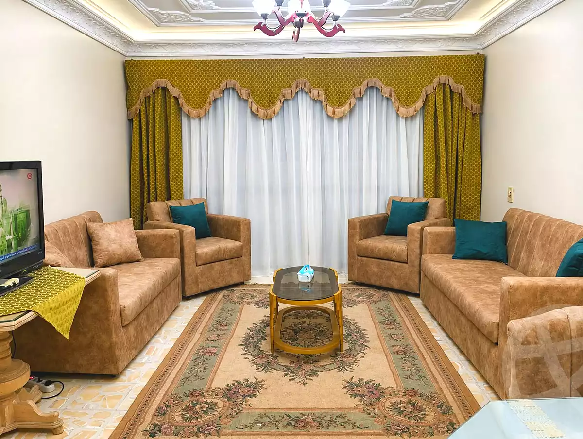 https://aqarmap.com.eg/ar/listing/7217050-for-rent-cairo-el-sheikh-zayed-city-el-hay-elthamen-area-1