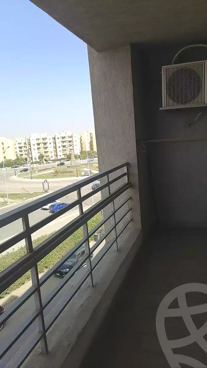 https://aqarmap.com.eg/ar/listing/7217059-for-sale-cairo-el-sheikh-zayed-city-compounds-jn-zyd
