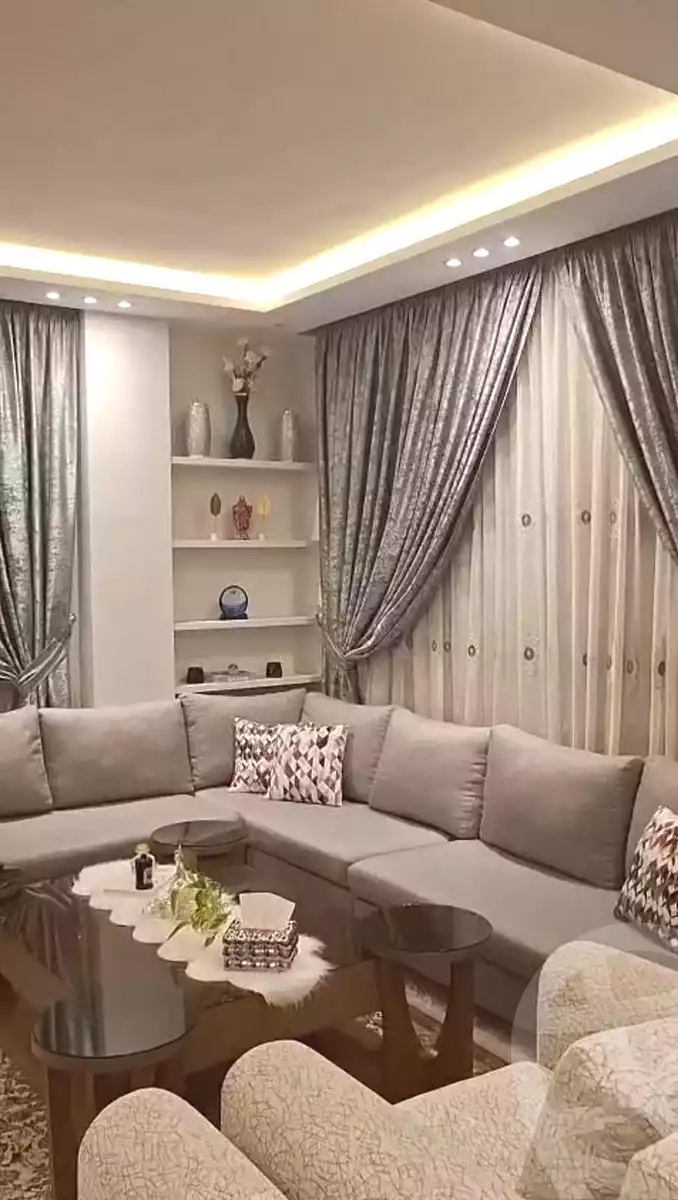 https://aqarmap.com.eg/ar/listing/7217391-for-sale-cairo-el-sheikh-zayed-city-compounds-tiamo-city