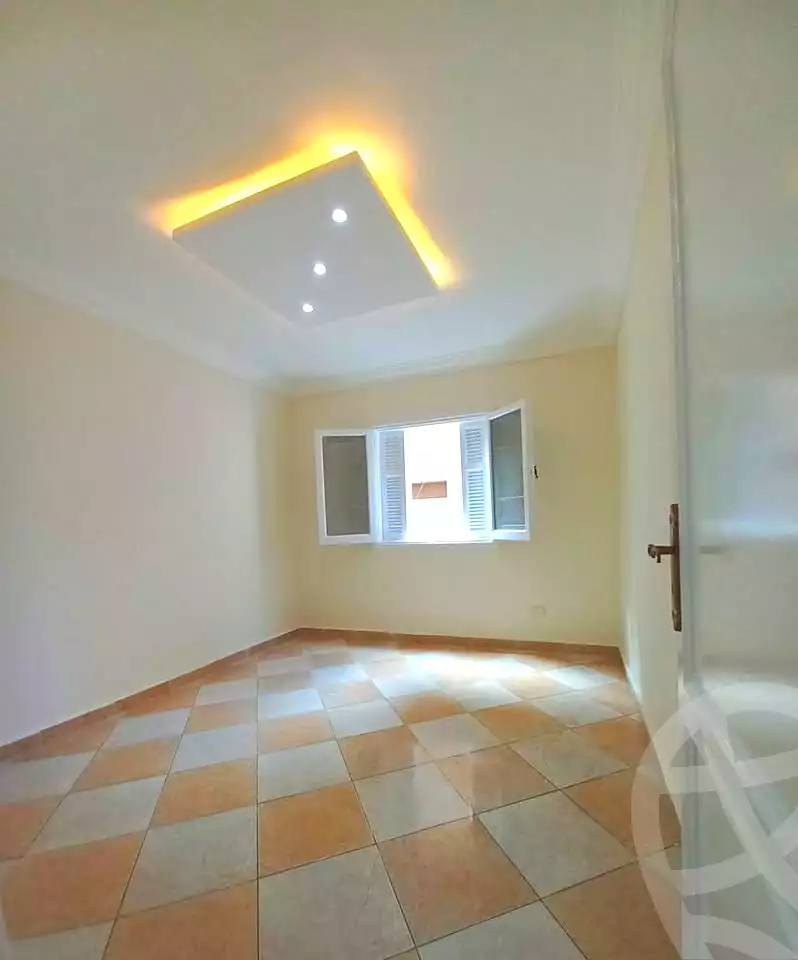 https://aqarmap.com.eg/ar/listing/7217570-for-sale-alexandria-sydy-bshr-sydy-bshr-bhry-gamal-abd-el-nasir-st