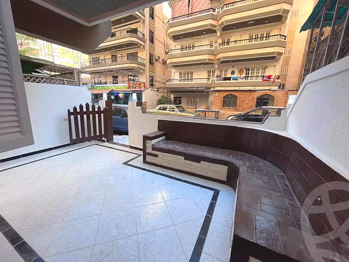 https://aqarmap.com.eg/en/listing/7217719-for-sale-alexandria-al-agamy-shataa-el-nakheel