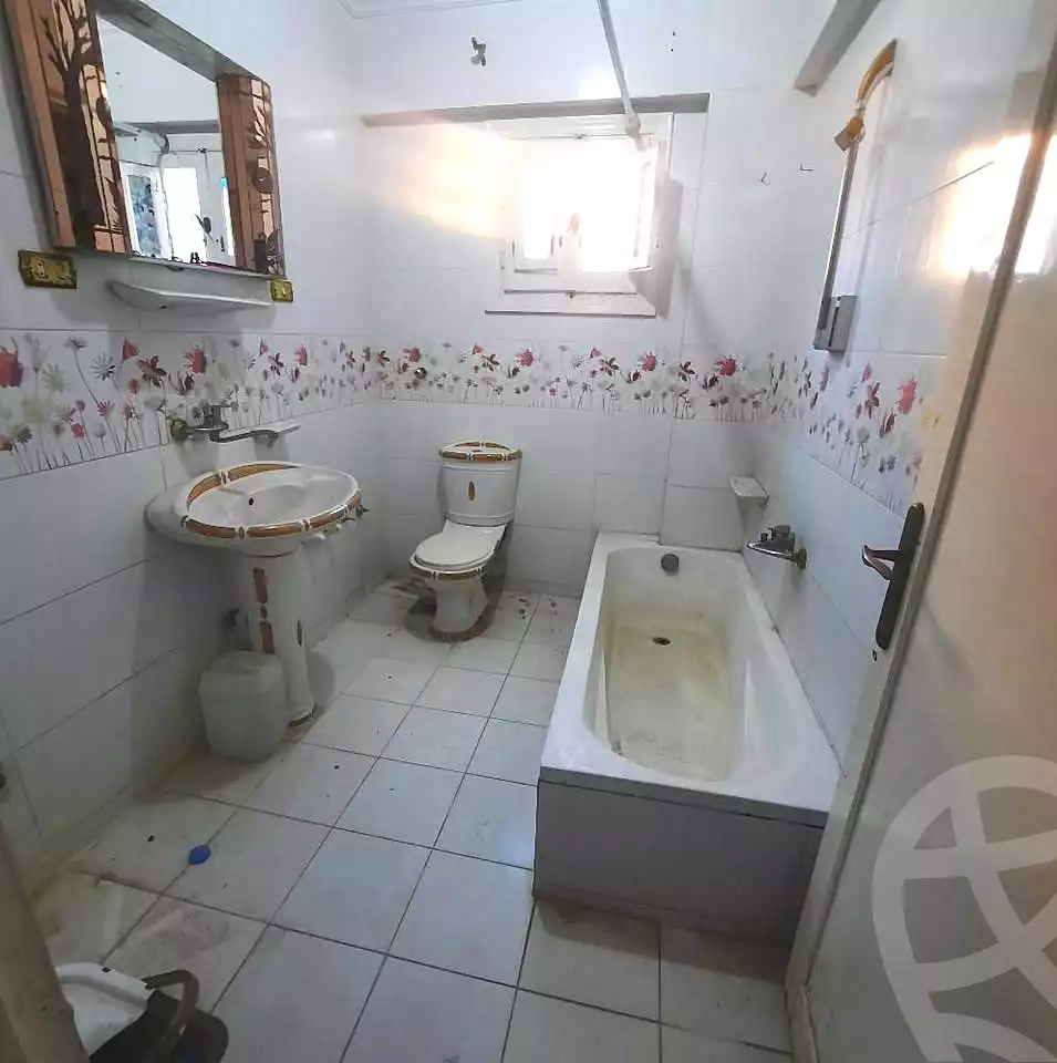 https://aqarmap.com.eg/en/listing/7217733-for-sale-alexandria-al-agamy-el-hanouvel-al-asdakaa-st