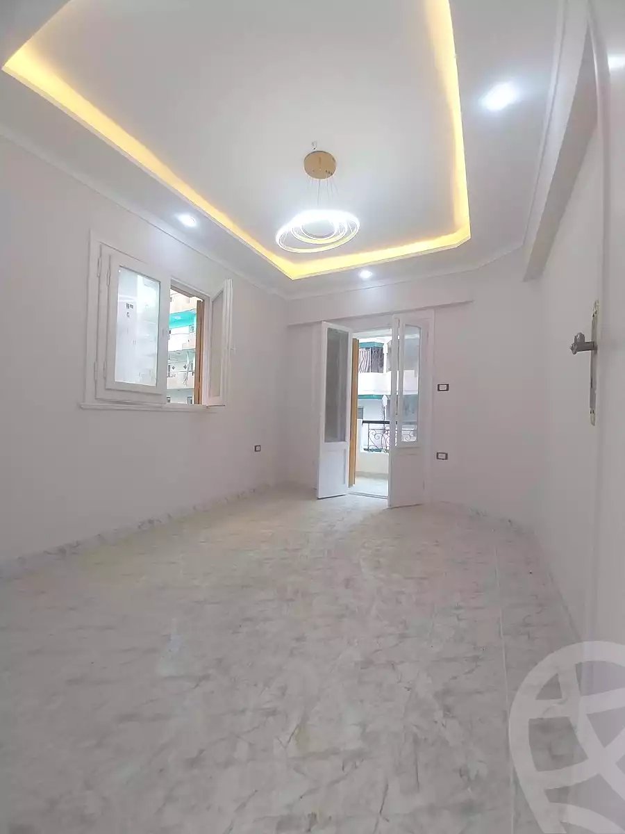 https://aqarmap.com.eg/ar/listing/7217926-for-sale-alexandria-al-agamy-shataa-el-nakheel