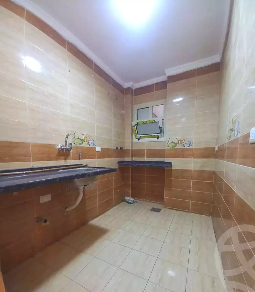https://aqarmap.com.eg/ar/listing/7217951-for-sale-alexandria-el-asafra-shr-45