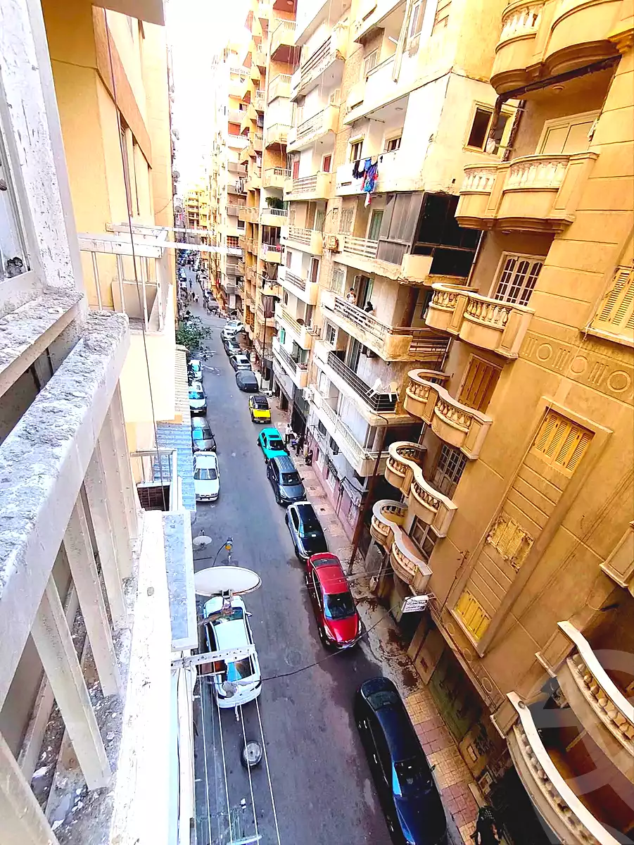 https://aqarmap.com.eg/ar/listing/7217997-for-sale-alexandria-el-asafra-l-sfr-bhry