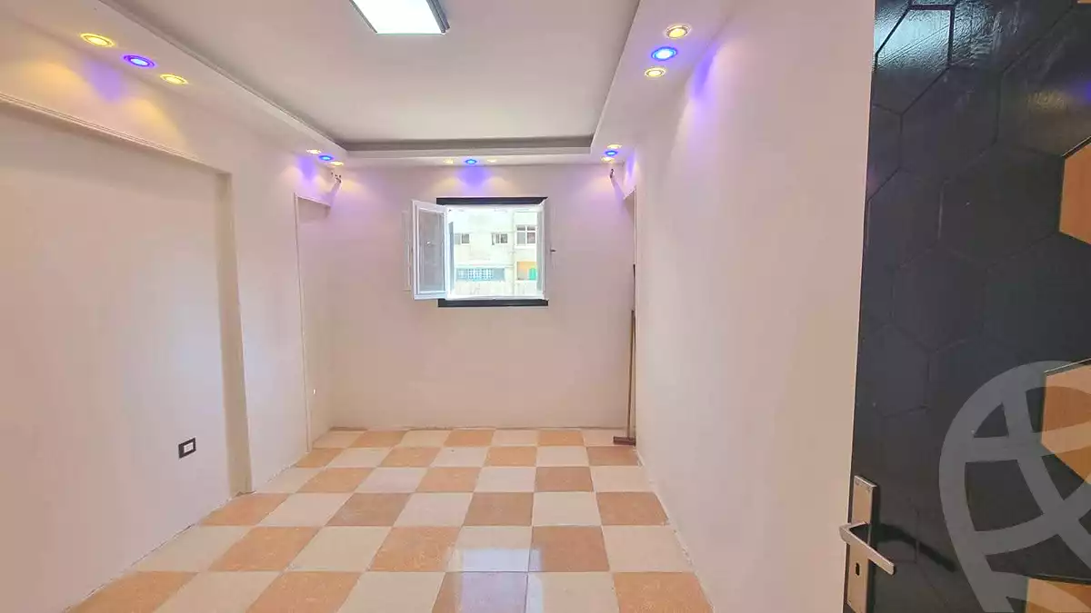 https://aqarmap.com.eg/ar/listing/7218115-for-sale-alexandria-al-agamy-el-hanouvel-al-haded-we-al-soulb-st
