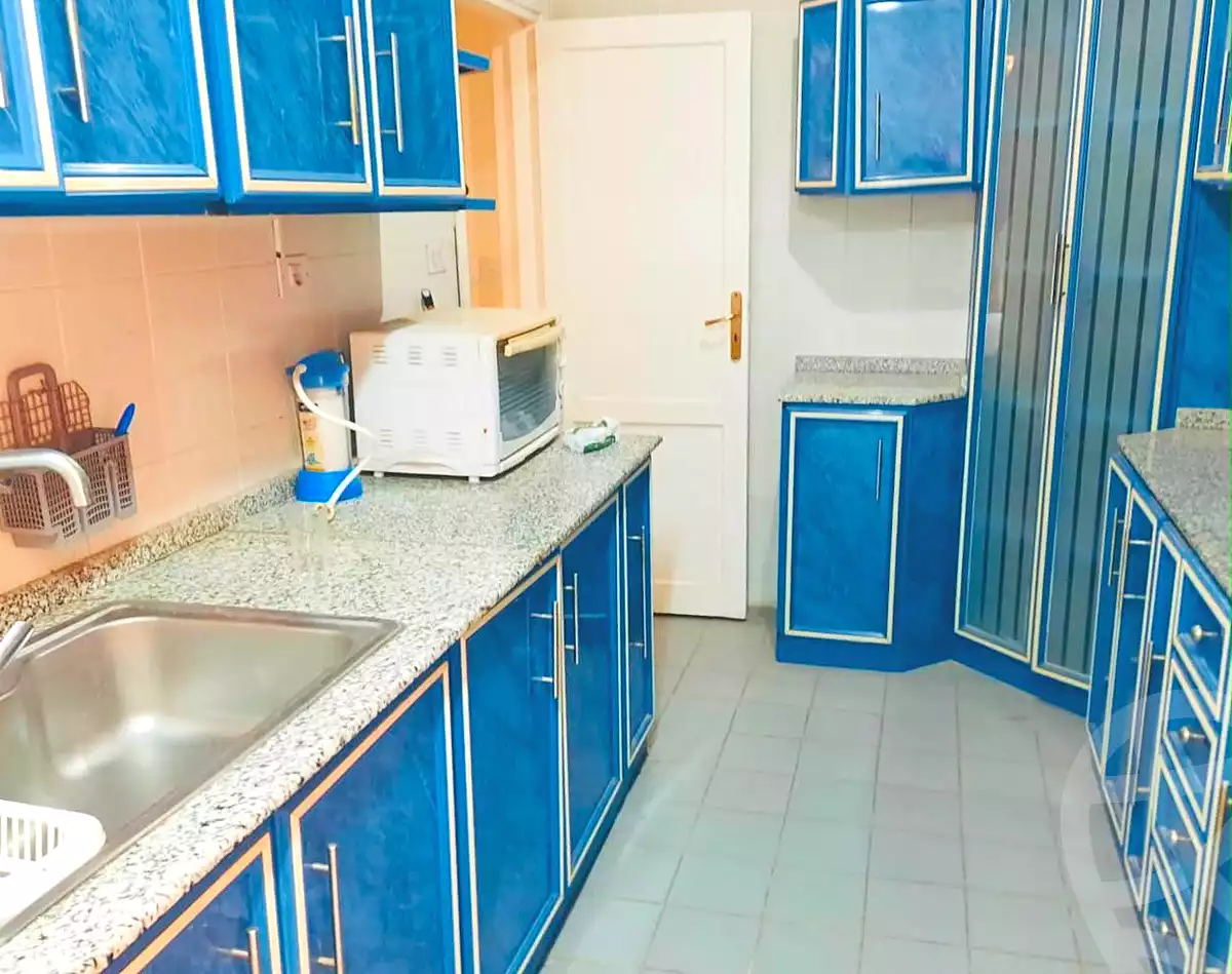 https://aqarmap.com.eg/en/listing/7218452-for-sale-cairo-new-cairo-lrhb-city-phase-2-amr-ibn-el-aas-st