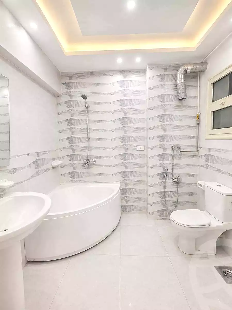 https://aqarmap.com.eg/en/listing/7218505-for-sale-alexandria-miami-shr-jml-bd-lnsr