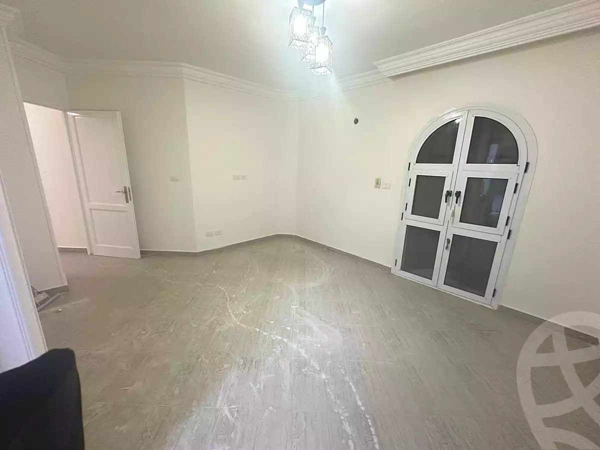 https://aqarmap.com.eg/en/listing/7218587-for-sale-cairo-new-cairo-lrhb-city-phase-1-ali-amin-st