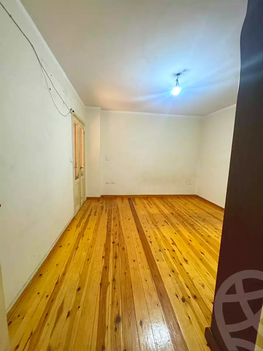 https://aqarmap.com.eg/ar/listing/7218622-for-sale-cairo-new-cairo-compounds-ritaj