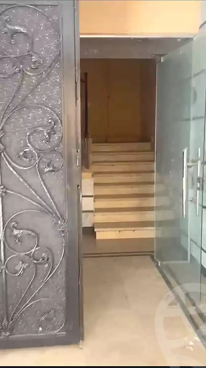 https://aqarmap.com.eg/ar/listing/7218650-for-sale-cairo-new-cairo-el-yassamin-el-yasmeen-5-ahmed-shawqii-axis