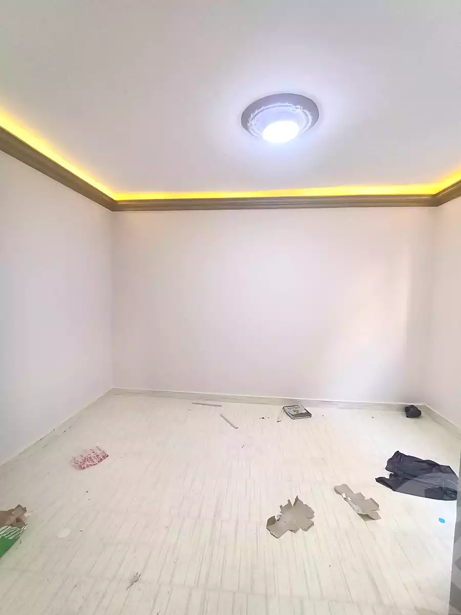 https://aqarmap.com.eg/ar/listing/7218768-for-sale-alexandria-al-agamy-bw-ywsf-hosni-mubarak-st