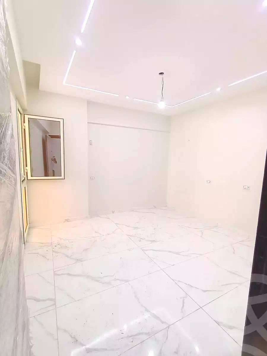 https://aqarmap.com.eg/ar/listing/7218770-for-sale-alexandria-al-agamy-bw-ywsf