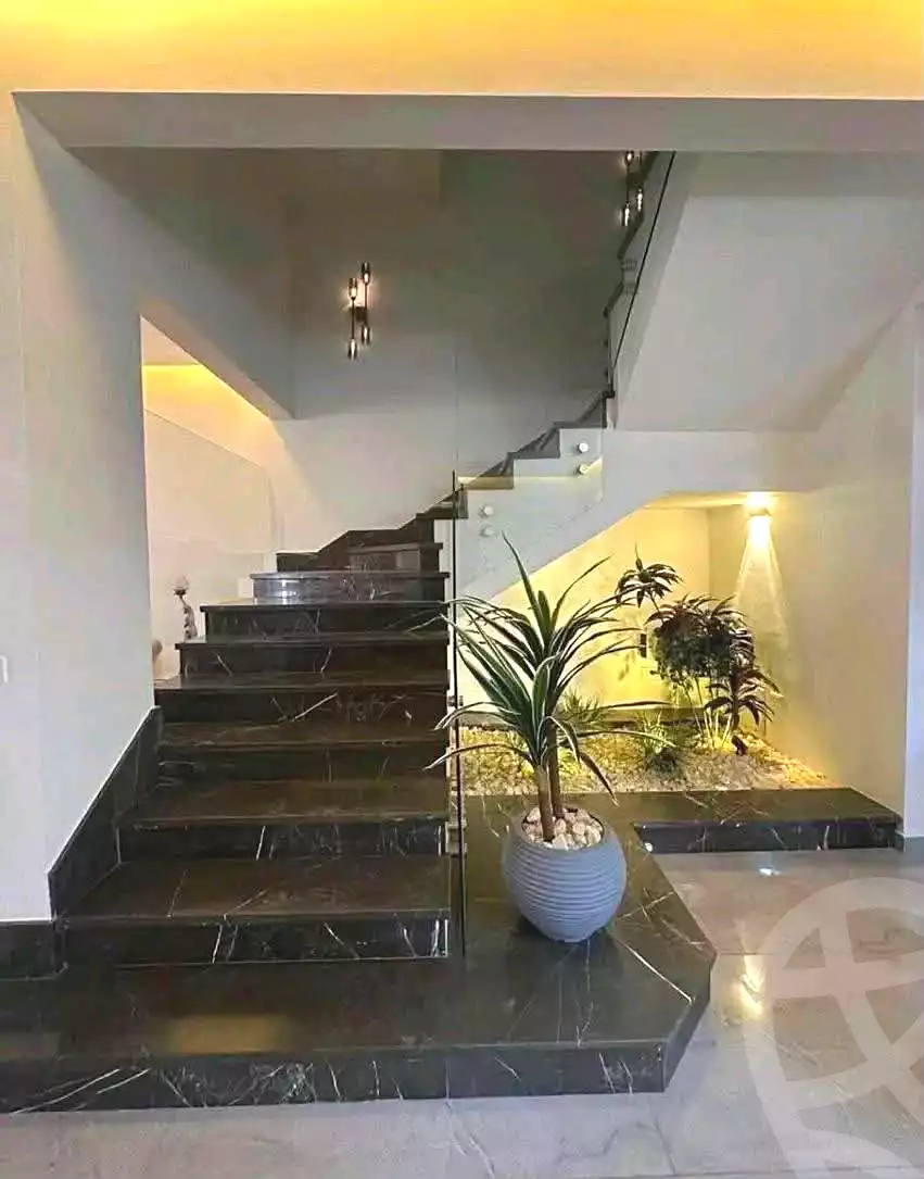 https://aqarmap.com.eg/en/listing/7218757-for-sale-cairo-new-cairo-compounds-el-patio-town-compound-la-vista