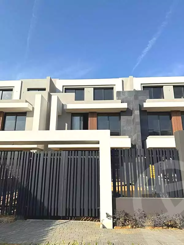 https://aqarmap.com.eg/en/listing/7218789-for-sale-cairo-new-cairo-compounds-el-patio-town-compound-la-vista