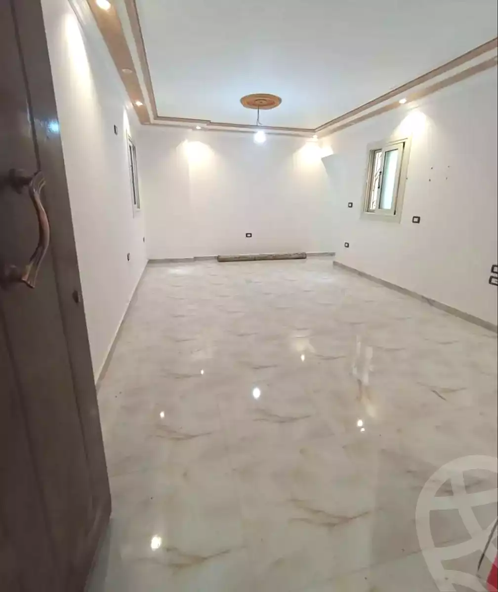 https://aqarmap.com.eg/en/listing/7218837-for-sale-alexandria-new-miami-compounds-new-miami-doctors-city