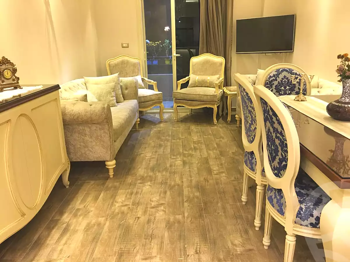 https://aqarmap.com.eg/en/listing/7218874-for-sale-cairo-new-cairo-compounds-el-ashrafia