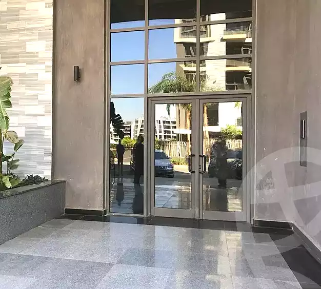 https://aqarmap.com.eg/en/listing/7219193-for-sale-cairo-6th-of-october-hadaeq-october-compounds-sun-capital